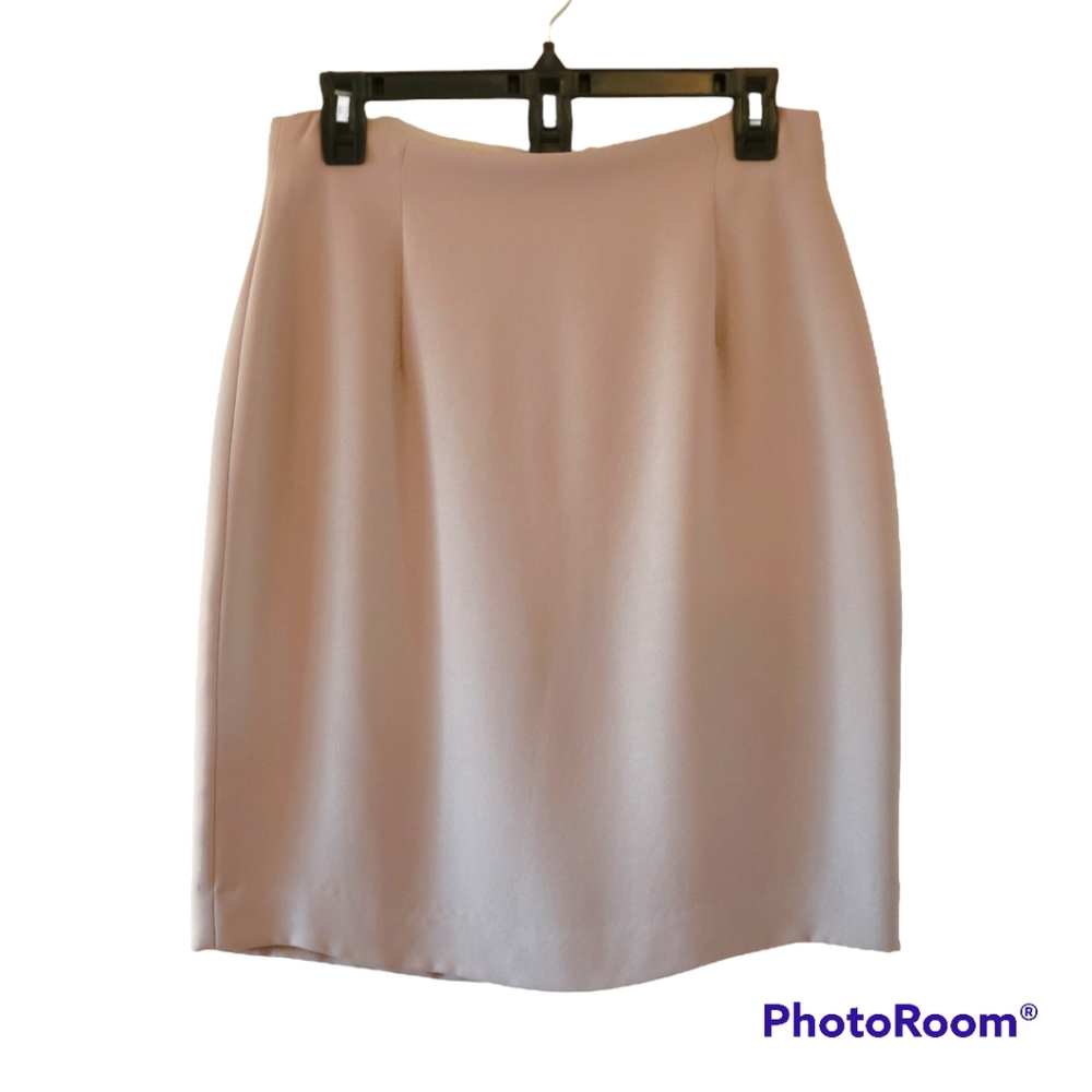 Jones Wear Women's Women's Classic Pencil Skirt in Tan, Size 10